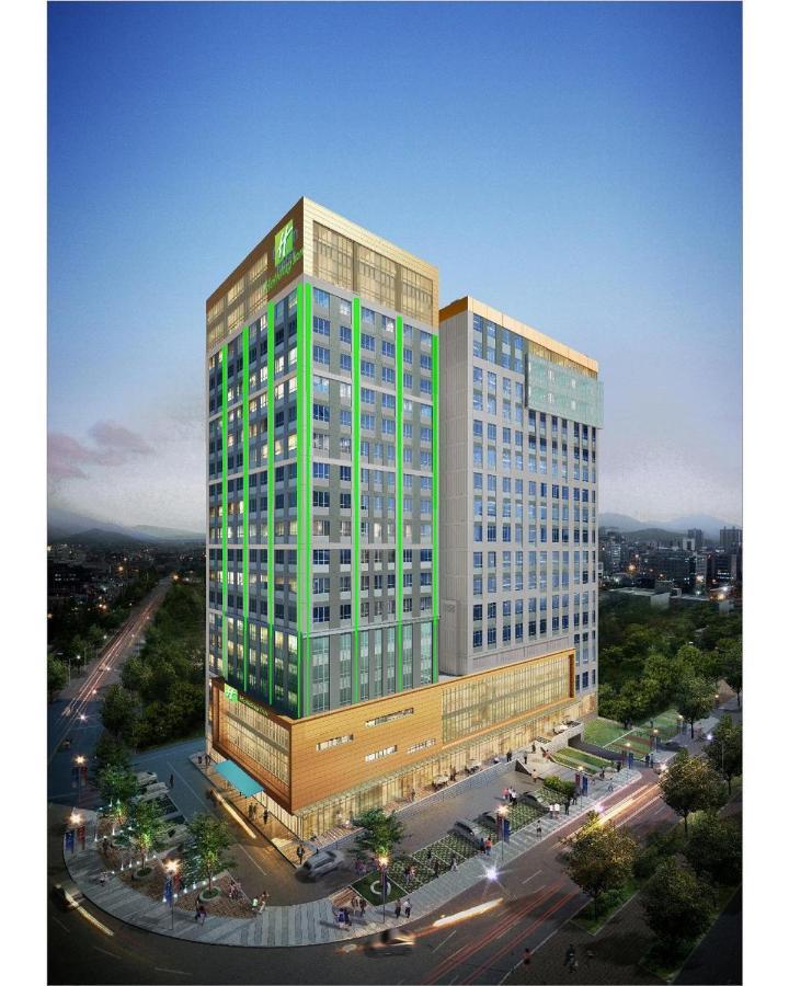 Holiday Inn Ulaanbaatar By Ihg מראה חיצוני תמונה