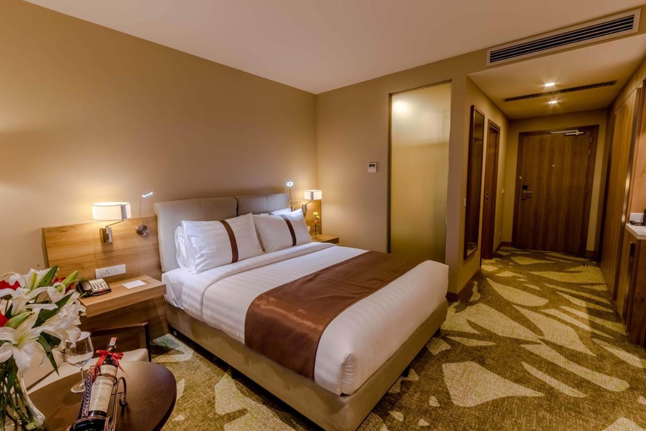 Holiday Inn Ulaanbaatar By Ihg מראה חיצוני תמונה