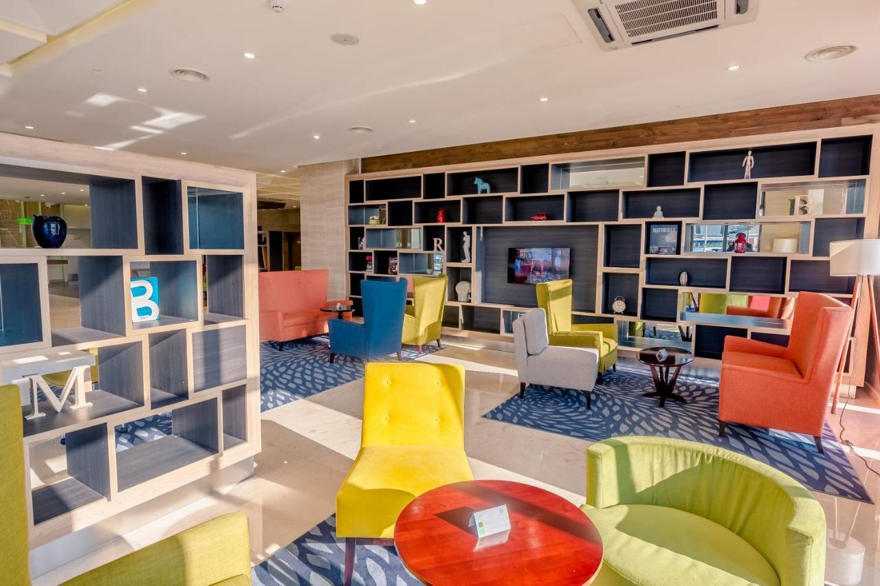 Holiday Inn Ulaanbaatar By Ihg מראה חיצוני תמונה